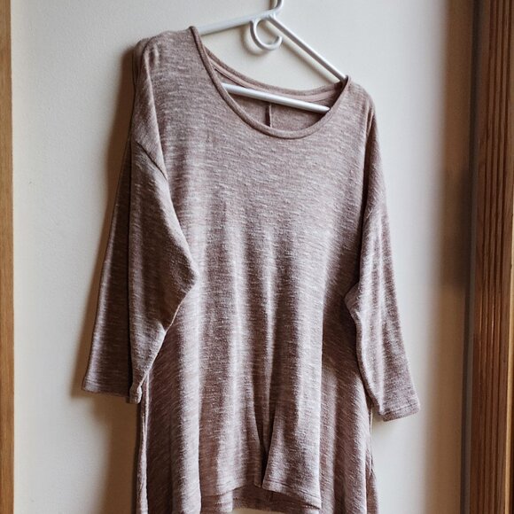 Tan Scoop Neck Angled Jersey Size Large - Picture 5 of 16